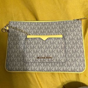 Michael Kors Wristlet